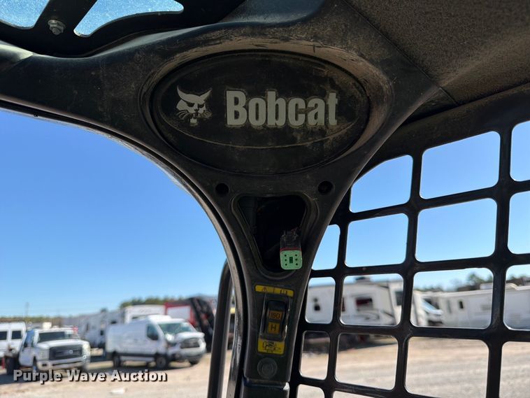 image for item YA2229 2022 Bobcat T595 tracked skid steer loader