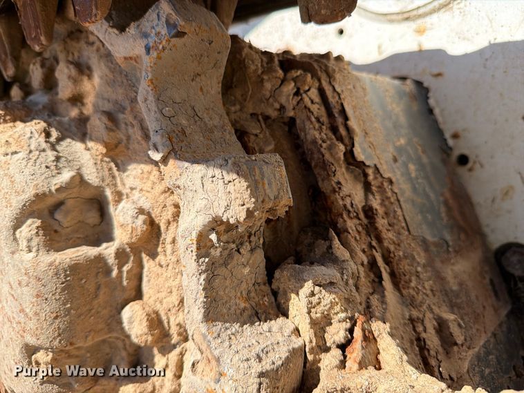 image for item YA2229 2022 Bobcat T595 tracked skid steer loader