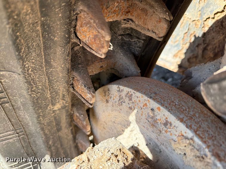 image for item YA2229 2022 Bobcat T595 tracked skid steer loader