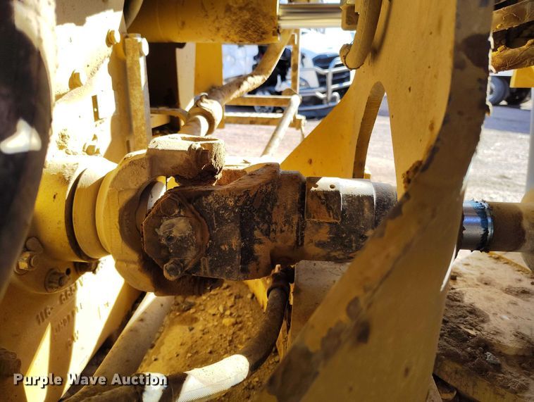 image for item YA2237 2004 Caterpillar 966G Series II wheel loader