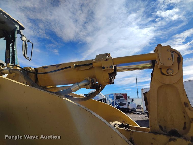 image for item YA2237 2004 Caterpillar 966G Series II wheel loader