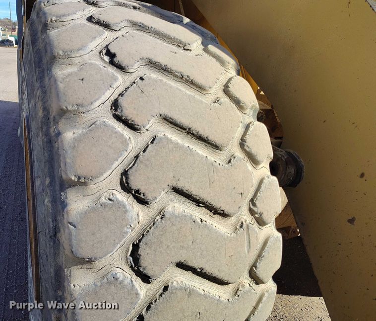 image for item YA2237 2004 Caterpillar 966G Series II wheel loader