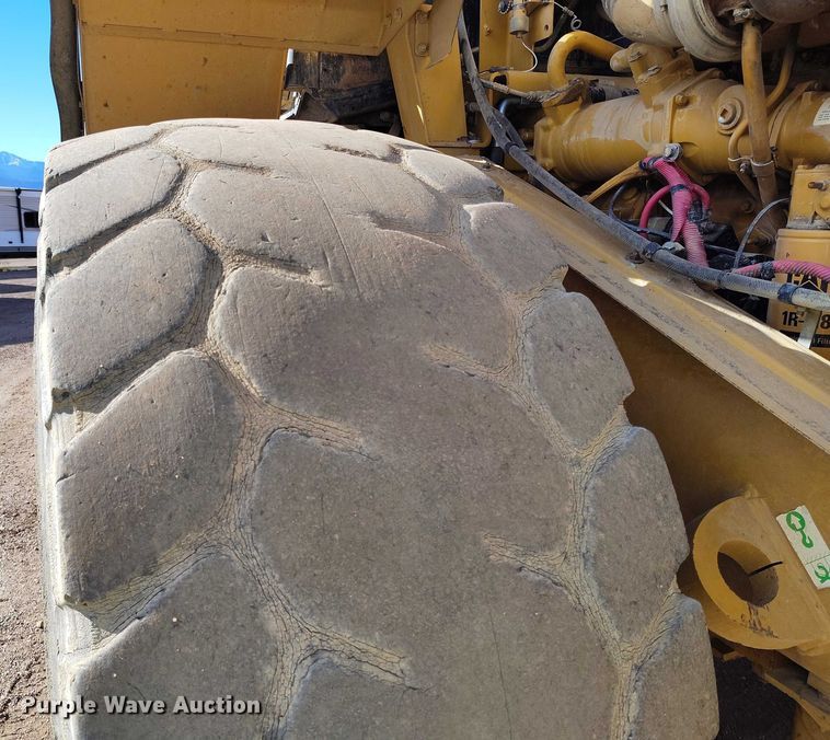 image for item YA2237 2004 Caterpillar 966G Series II wheel loader