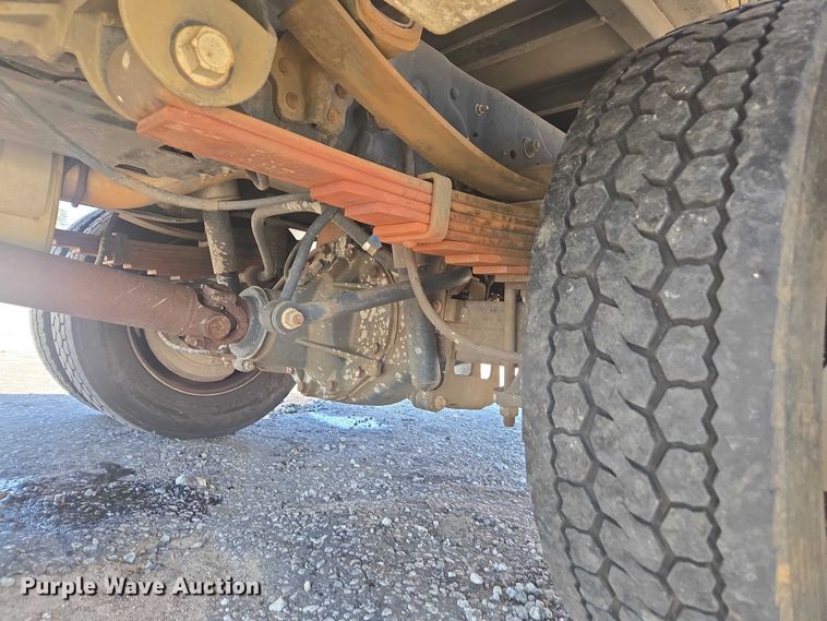 image for item YA2474 2015 Ford F450 Super Duty bucket truck