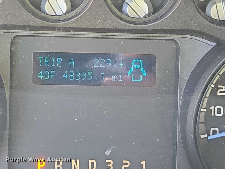 image for item YA2474 2015 Ford F450 Super Duty bucket truck