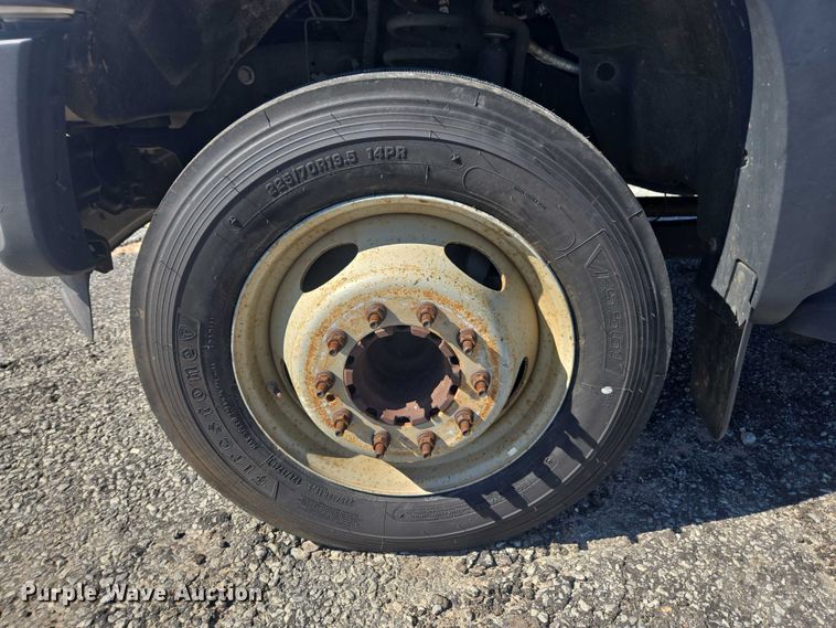 image for item YA2474 2015 Ford F450 Super Duty bucket truck