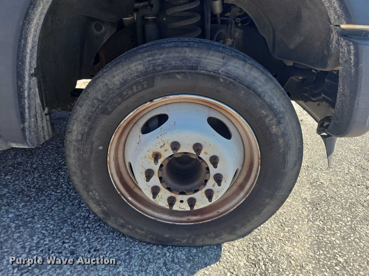 image for item YA2474 2015 Ford F450 Super Duty bucket truck