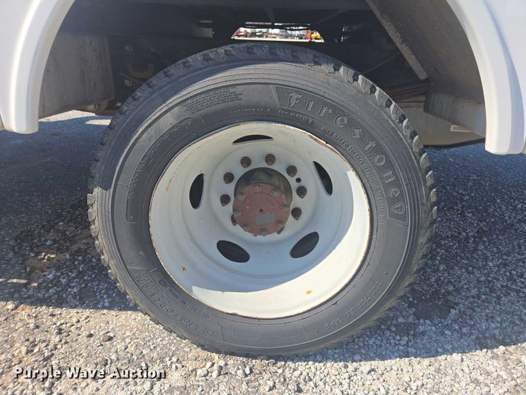 image for item YA2474 2015 Ford F450 Super Duty bucket truck