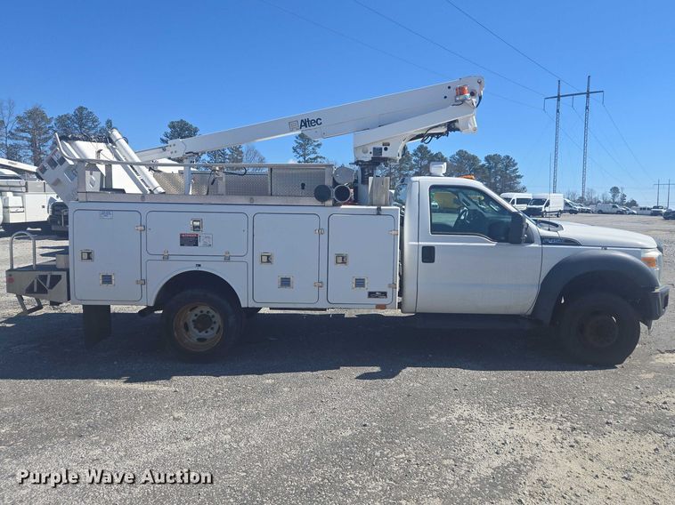 image for item YA2475 2015 Ford F450 Super Duty bucket truck