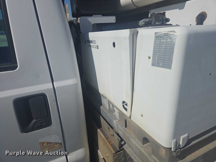 image for item YA2475 2015 Ford F450 Super Duty bucket truck