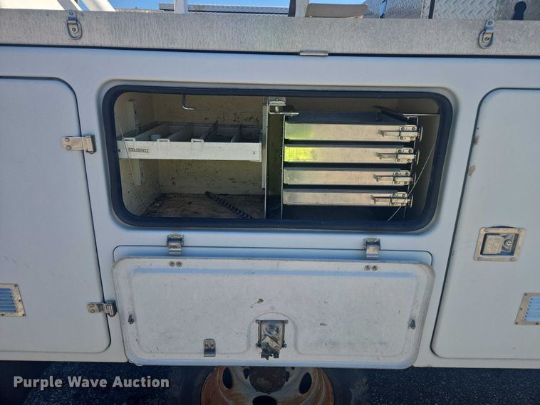 image for item YA2475 2015 Ford F450 Super Duty bucket truck