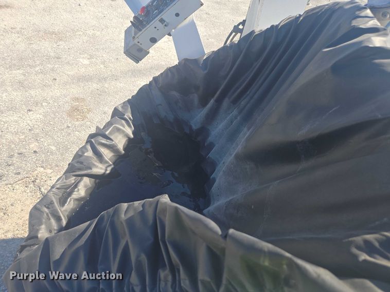 image for item YA2475 2015 Ford F450 Super Duty bucket truck