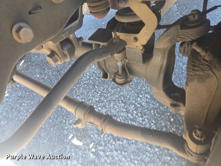 image for item YA2475 2015 Ford F450 Super Duty bucket truck