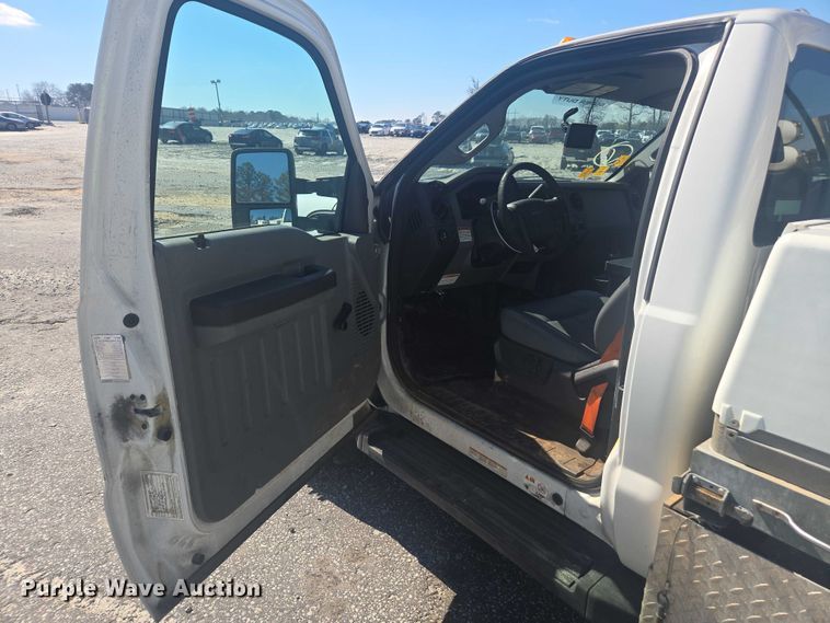 image for item YA2475 2015 Ford F450 Super Duty bucket truck