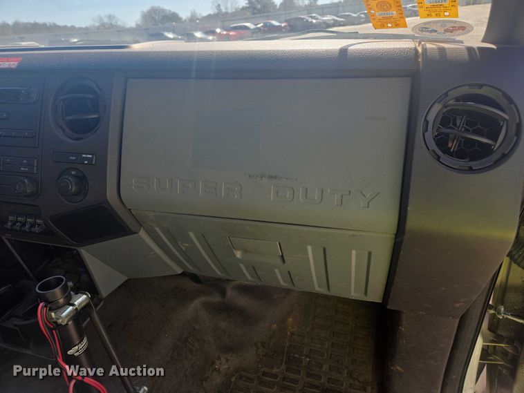 image for item YA2475 2015 Ford F450 Super Duty bucket truck