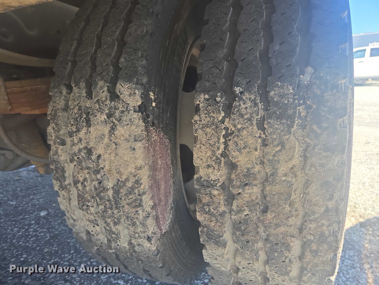 image for item YA2475 2015 Ford F450 Super Duty bucket truck