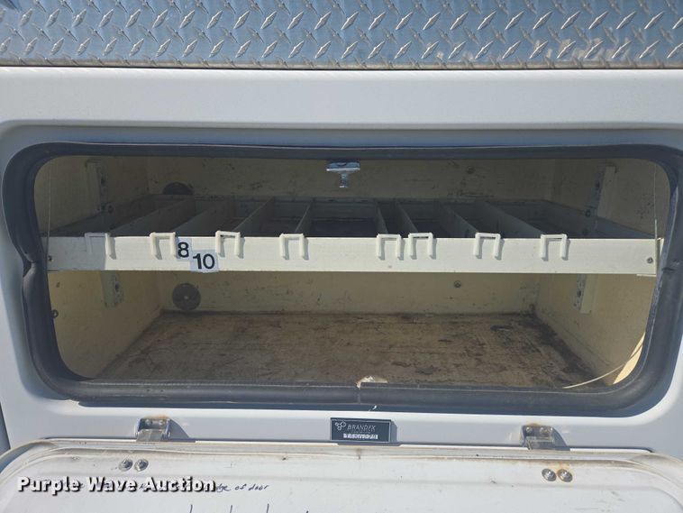 image for item YA2476 2015 Ford F450 Super Duty bucket truck