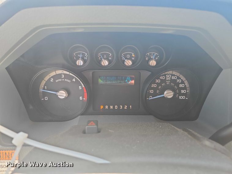 image for item YA2476 2015 Ford F450 Super Duty bucket truck