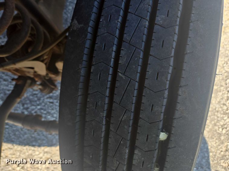 image for item YA2476 2015 Ford F450 Super Duty bucket truck