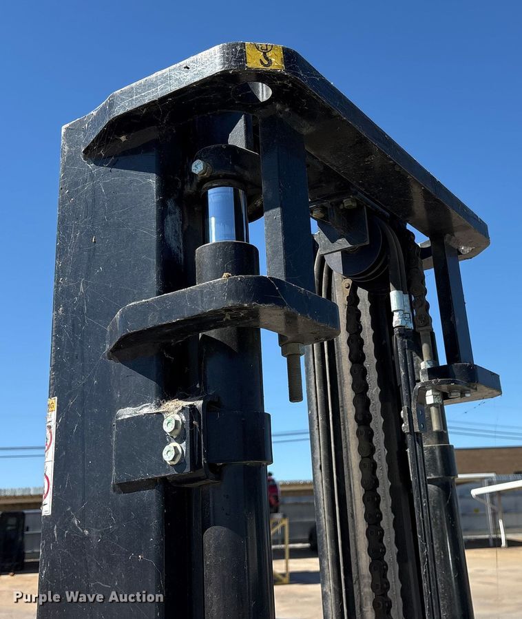 image for item YA2513 2016 Manitou MSI 30T forklift