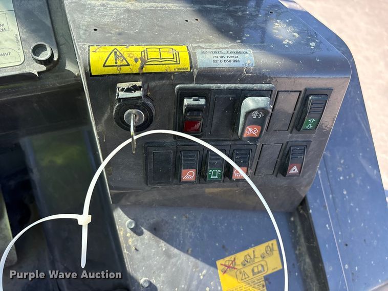 image for item YA2513 2016 Manitou MSI 30T forklift