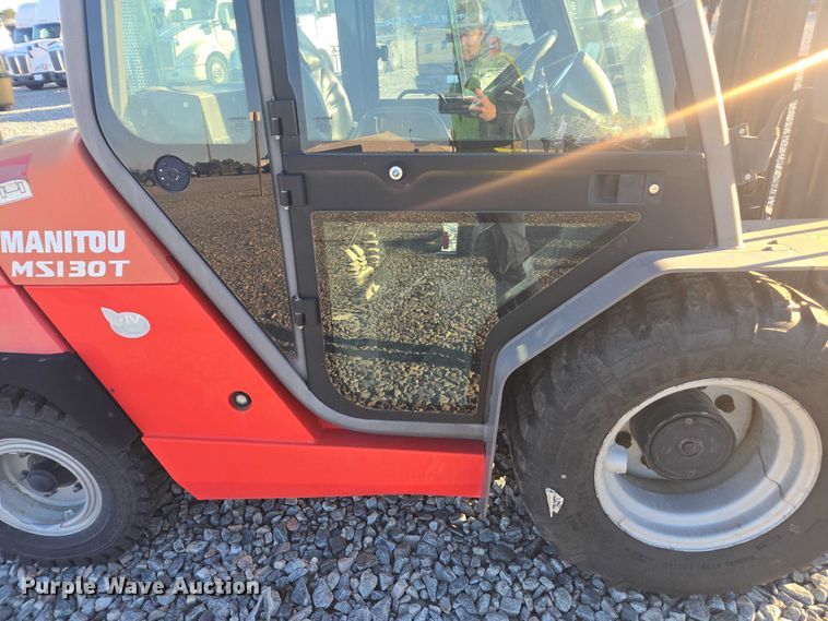 image for item YA2515 2018 Manitou MSI 30T forklift