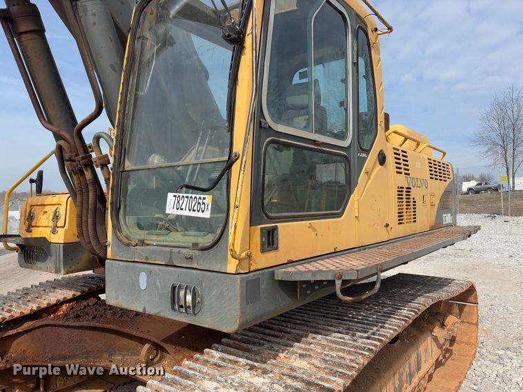 image for item YA2567 2007 Volvo EC360B LC excavator