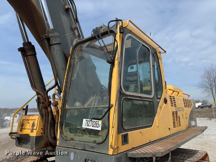 image for item YA2567 2007 Volvo EC360B LC excavator