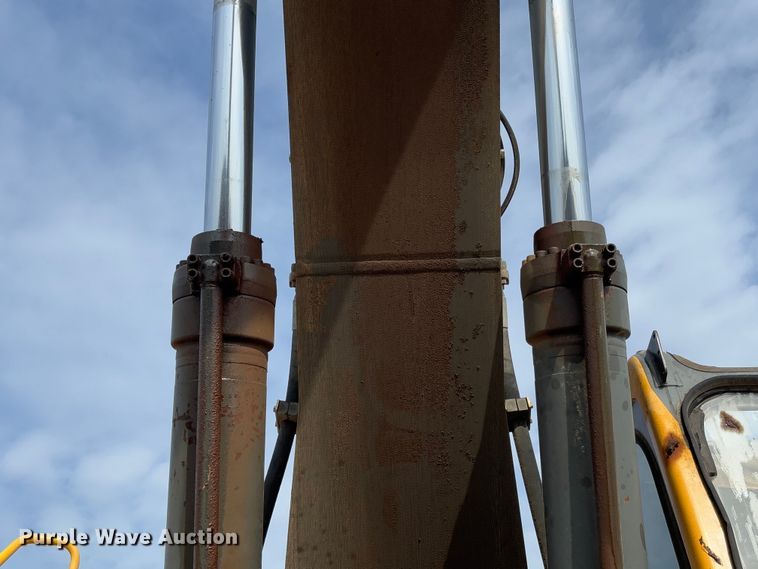 image for item YA2567 2007 Volvo EC360B LC excavator