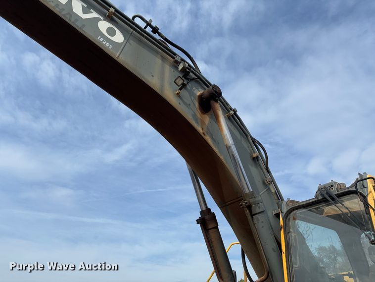 image for item YA2567 2007 Volvo EC360B LC excavator