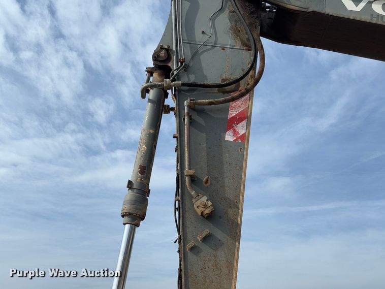 image for item YA2567 2007 Volvo EC360B LC excavator