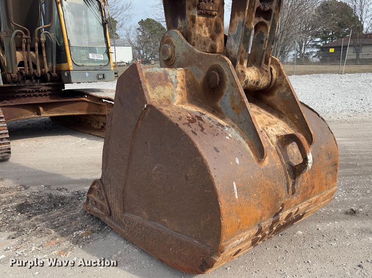 image for item YA2567 2007 Volvo EC360B LC excavator