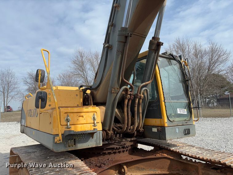 image for item YA2567 2007 Volvo EC360B LC excavator