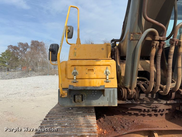 image for item YA2567 2007 Volvo EC360B LC excavator