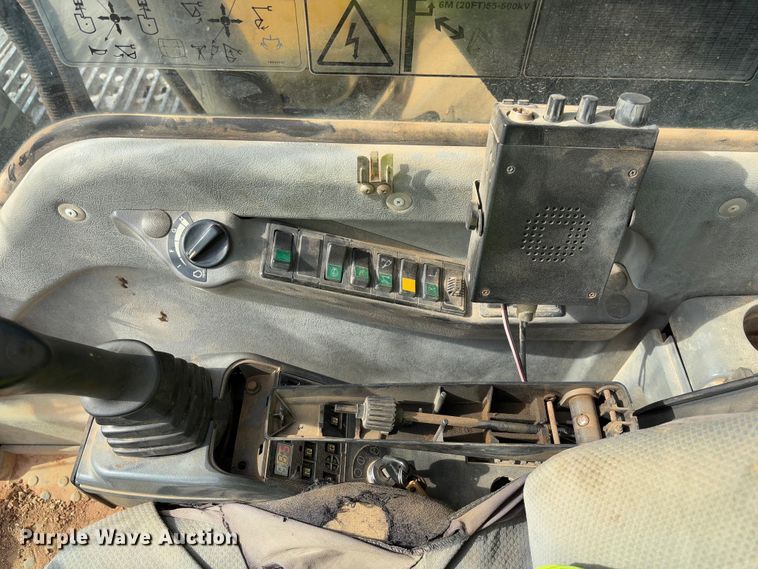 image for item YA2567 2007 Volvo EC360B LC excavator