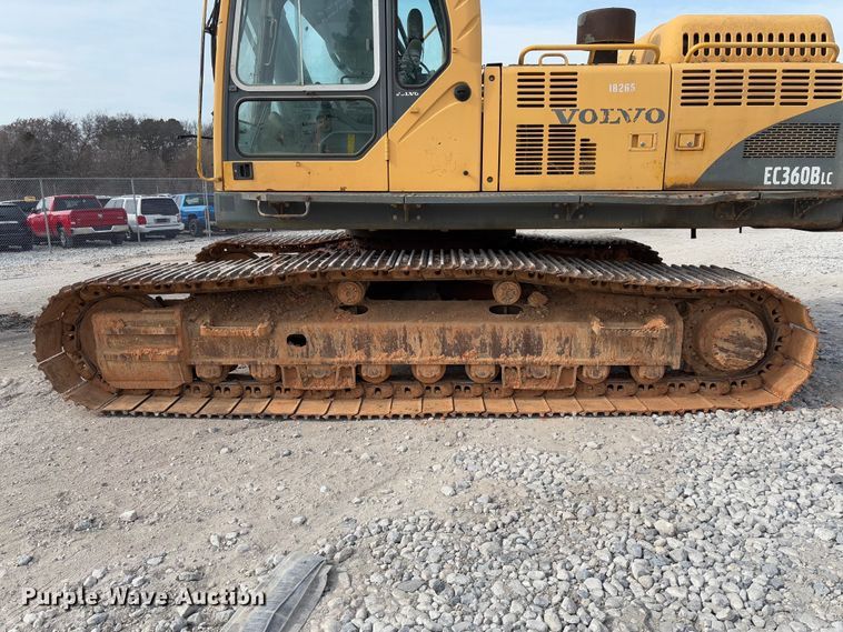 image for item YA2567 2007 Volvo EC360B LC excavator