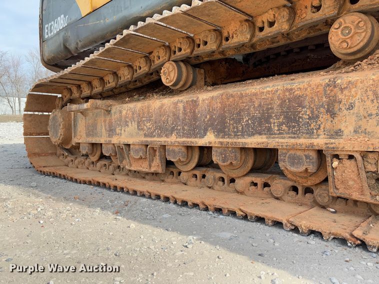 image for item YA2567 2007 Volvo EC360B LC excavator