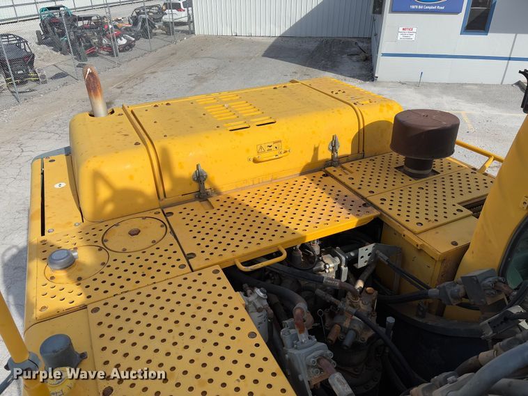 image for item YA2568 2005 Volvo EC360B LC excavator