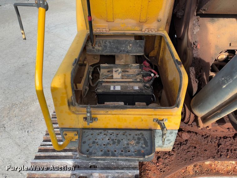 image for item YA2568 2005 Volvo EC360B LC excavator