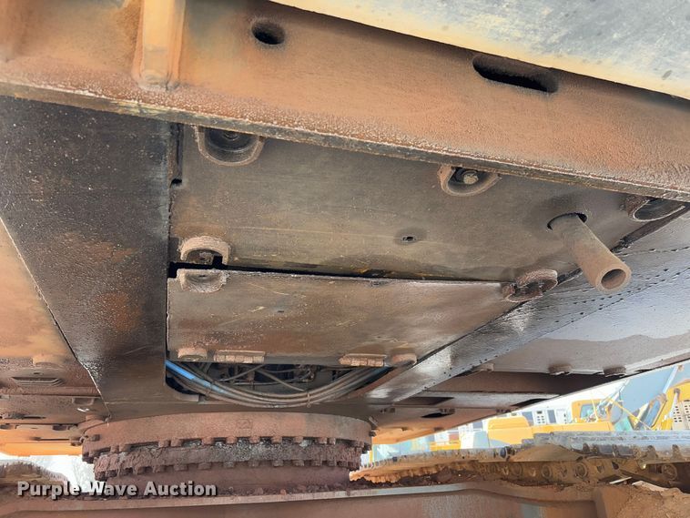 image for item YA2568 2005 Volvo EC360B LC excavator