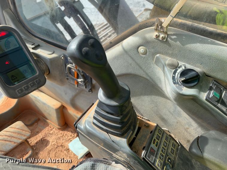 image for item YA2568 2005 Volvo EC360B LC excavator