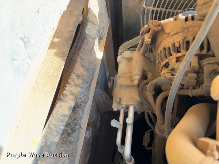 image for item YA2568 2005 Volvo EC360B LC excavator