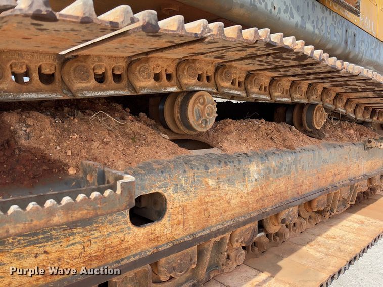 image for item YA2568 2005 Volvo EC360B LC excavator