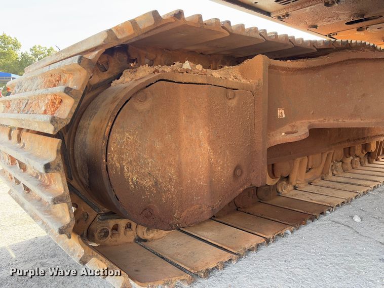 image for item YA2568 2005 Volvo EC360B LC excavator