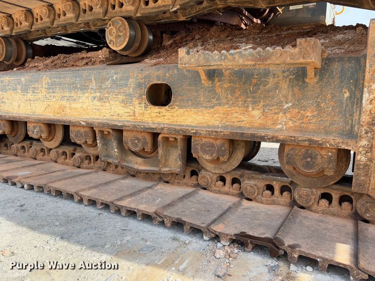 image for item YA2568 2005 Volvo EC360B LC excavator