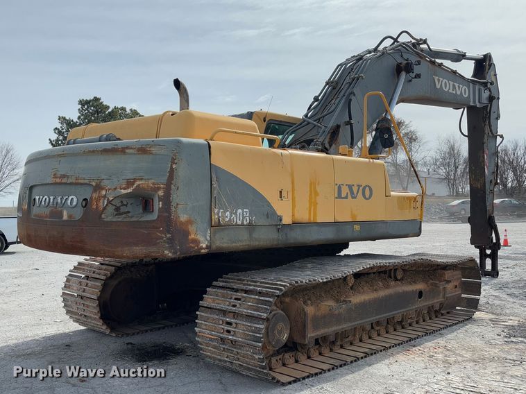 image for item YA2569 2007 Volvo EC460B LC excavator