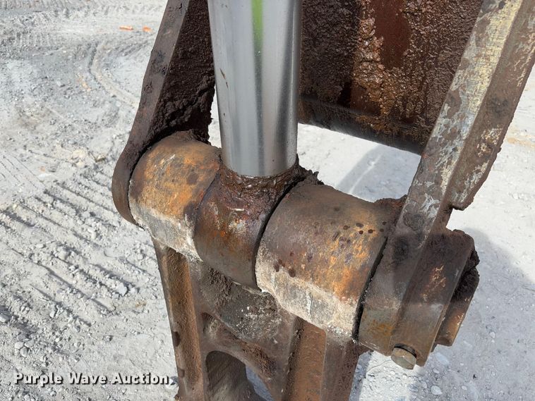 image for item YA2569 2007 Volvo EC460B LC excavator