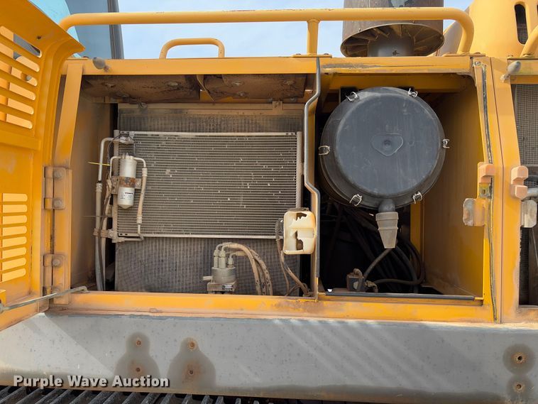 image for item YA2569 2007 Volvo EC460B LC excavator