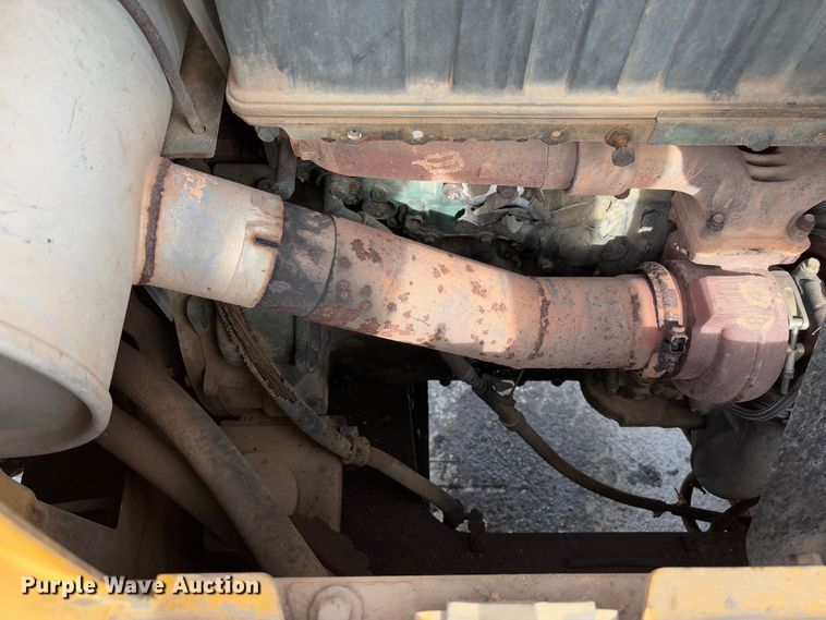 image for item YA2569 2007 Volvo EC460B LC excavator