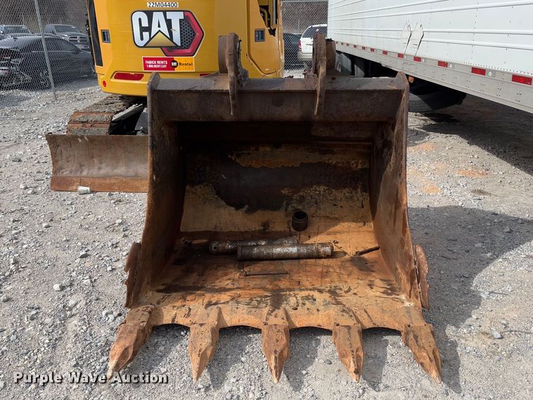 image for item YA2569 2007 Volvo EC460B LC excavator